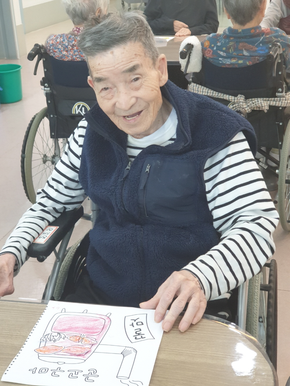 2039468379_vREDKOSP_2c093015a52745d3a70e183a8f42130f937d02ce.jpg 이미지크게보기