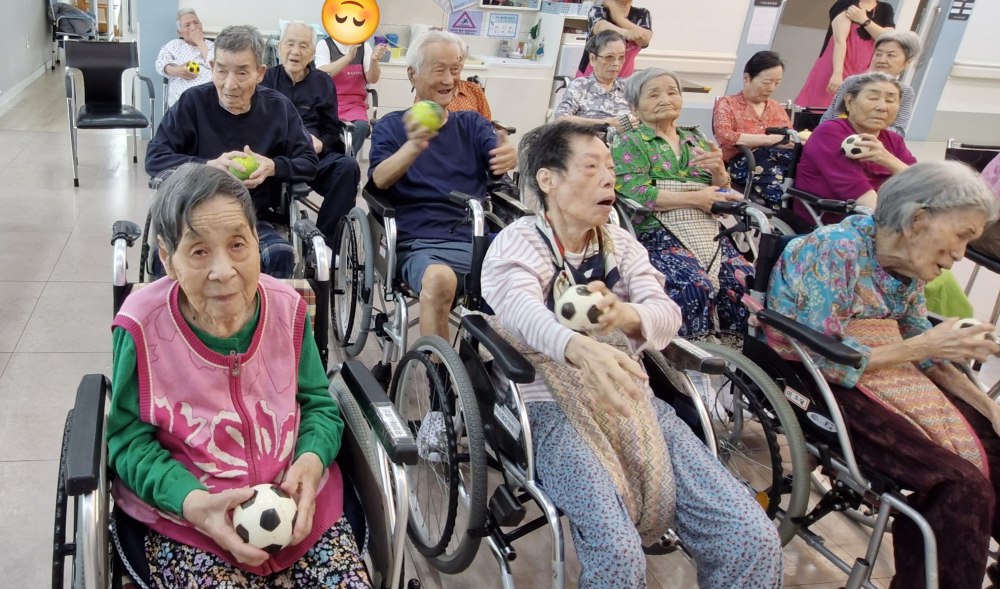 2039468379_x8IEYXBH_07de91b82e443fc0fe3a34c352f1e68940aba833.jpg 이미지크게보기