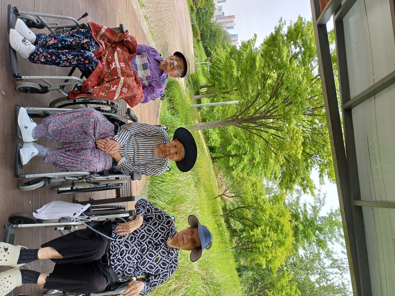 3067395875_e6MkuDtC_9aa467b1591010d1e3e92093ce428e483b018267.jpg 이미지크게보기